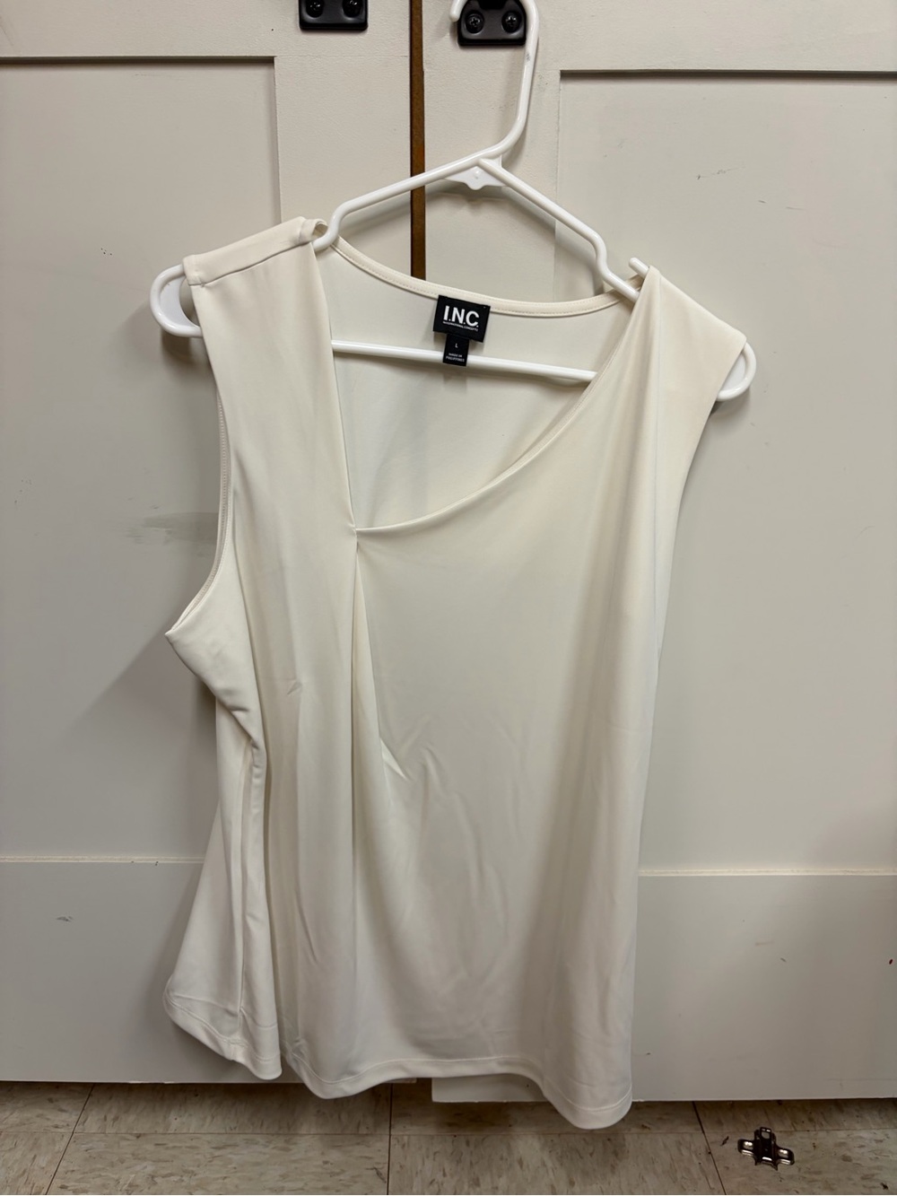 INC International Concepts Cream One-Shoulder Sleeveless Top